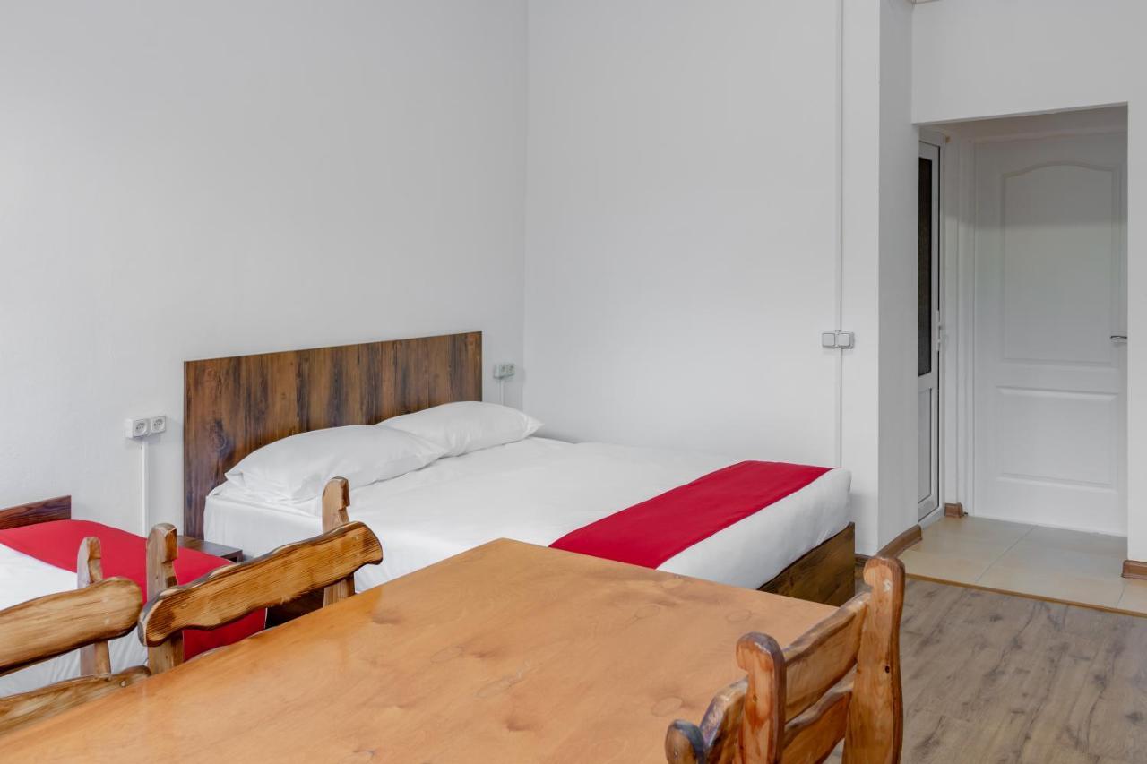 Family Appartments On Buzand Street Erivan Exterior foto